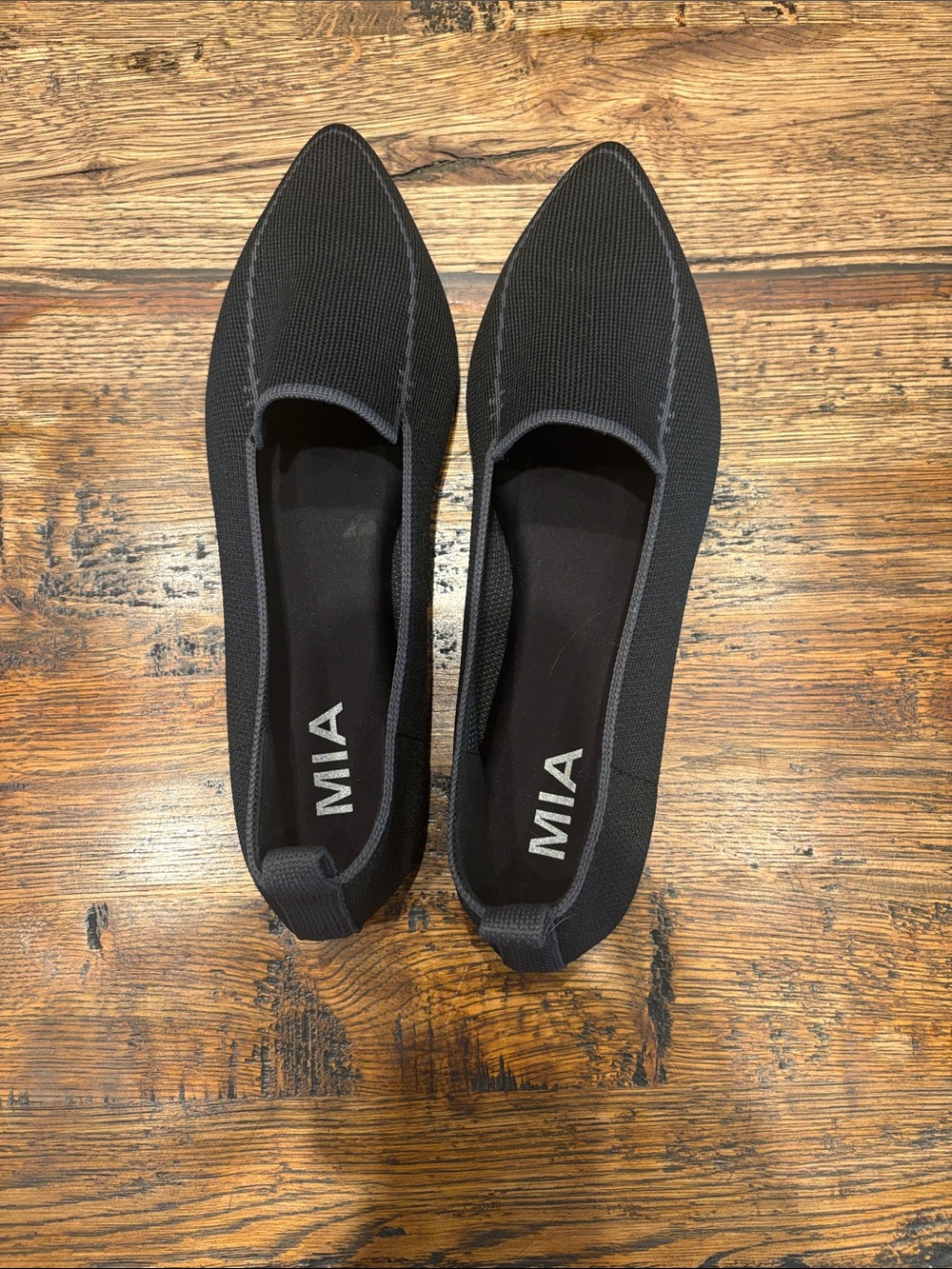 MIA Black Pointed-Toe Knit Slip-On Flats